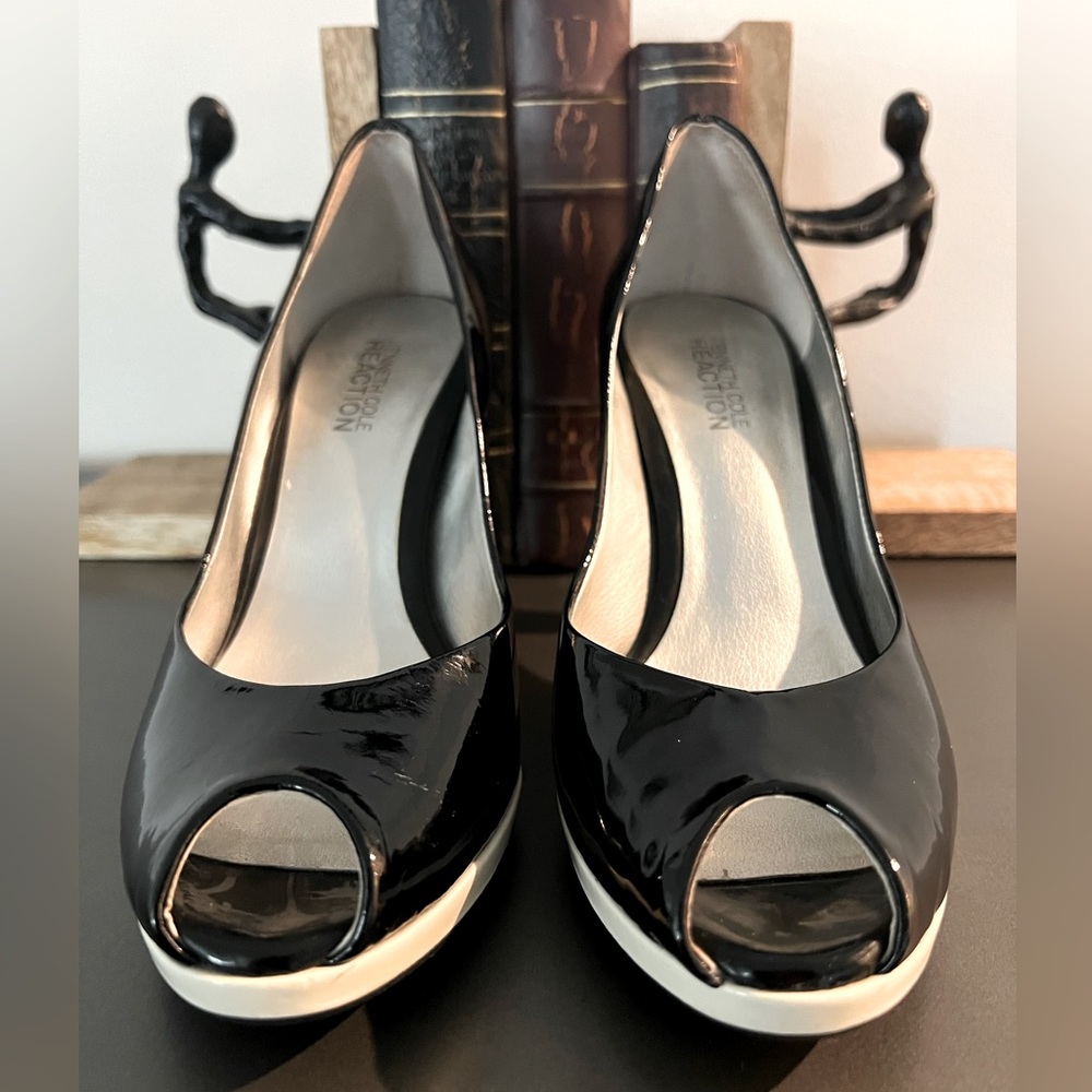 Kenneth Cole Black & Off-white Full of Hope PA Heels